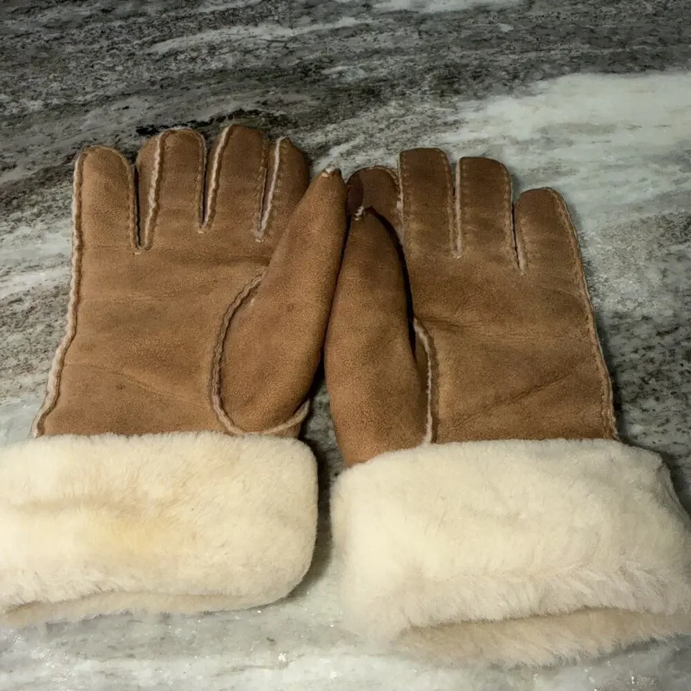 UGG TURN CUFF WOMEN GLOVES CHESTNUT SUEDE SIZE Large (AN4)